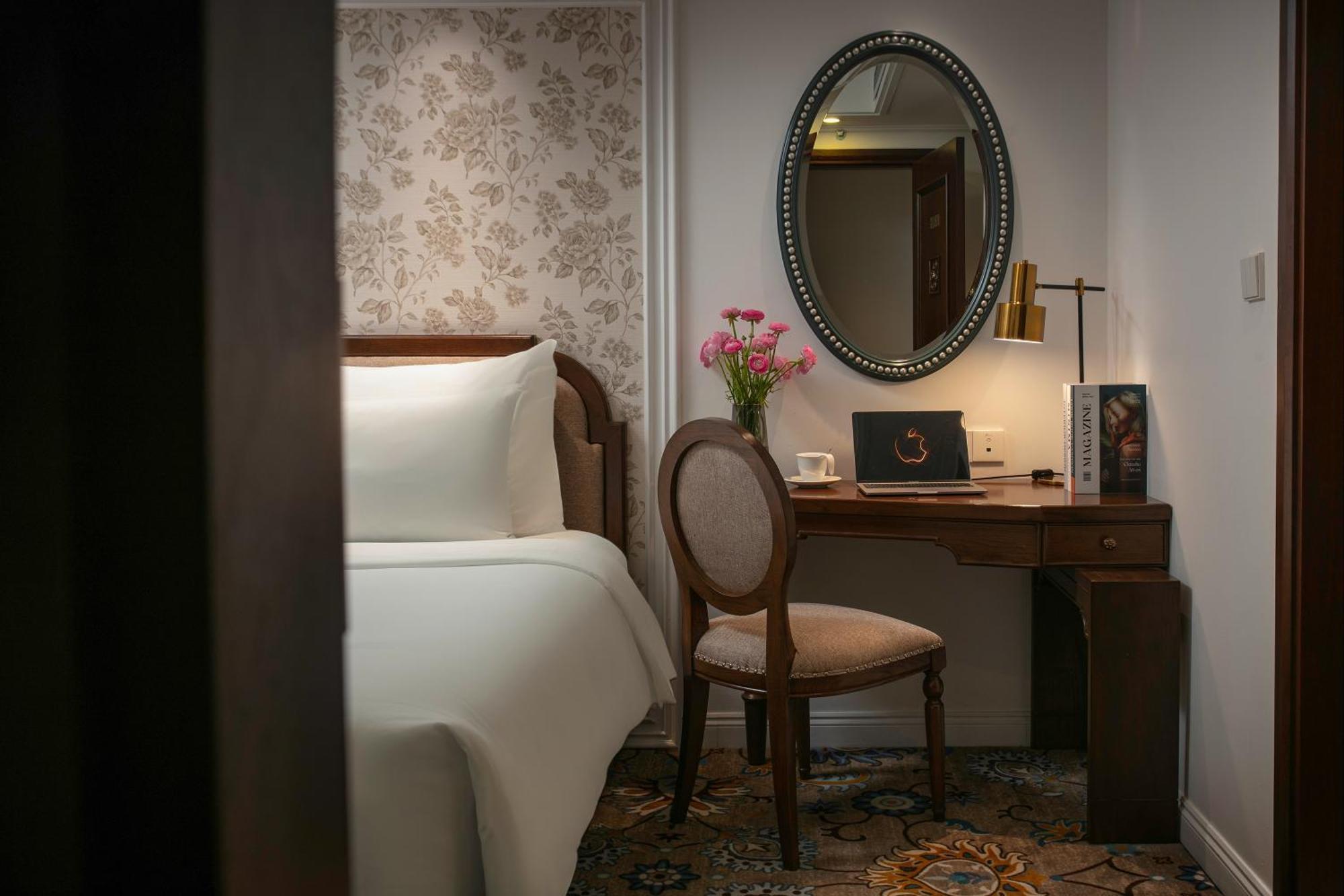 The Oriental Jade Hotel Hanoi Luaran gambar Deluxe Room