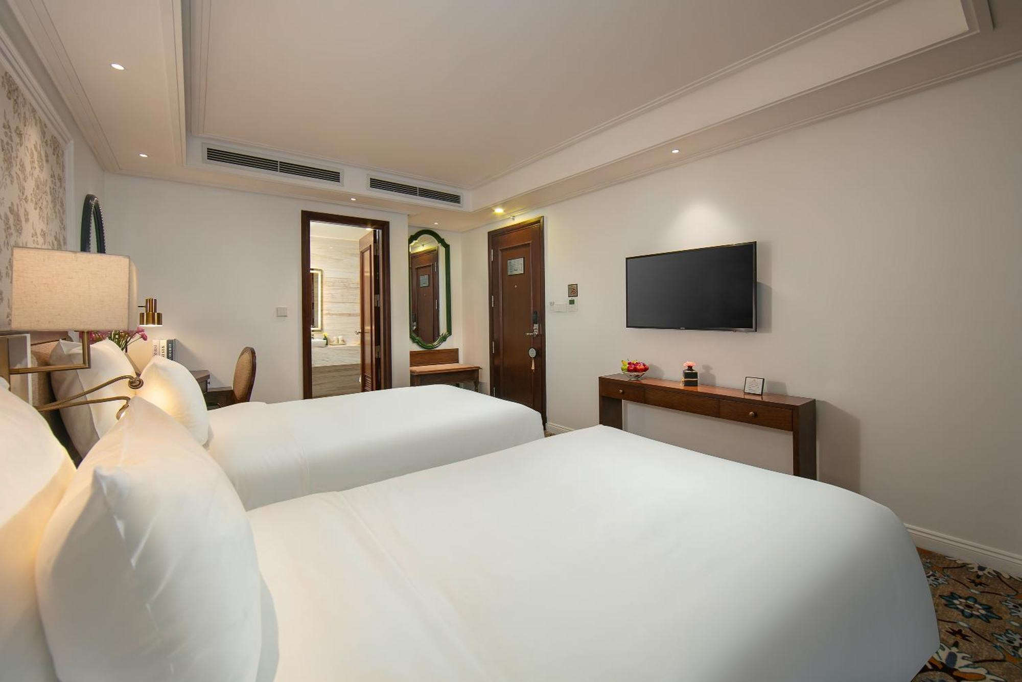 The Oriental Jade Hotel Hanoi Luaran gambar Deluxe Room