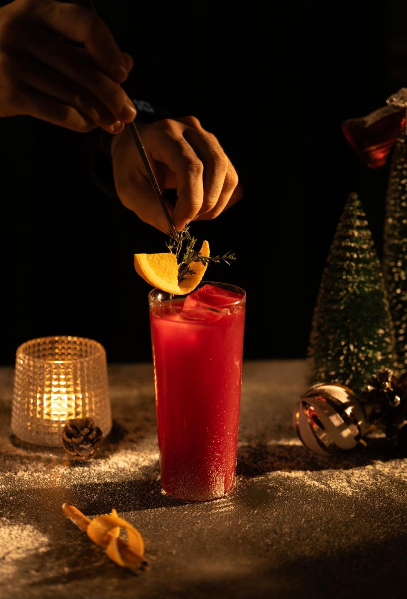The Oriental Jade Hotel Hanoi Luaran gambar A Christmas Old Fashioned